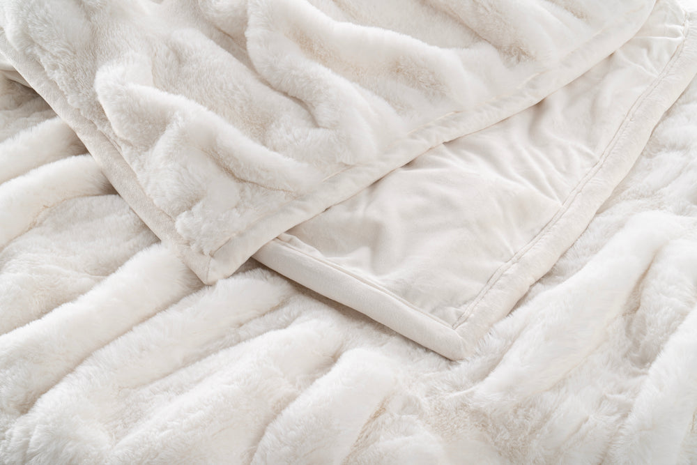 Ivory Luxe Faux Fur Ruched Throw