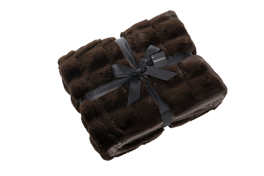 Brown Luxe Faux Fur Waffle Throw