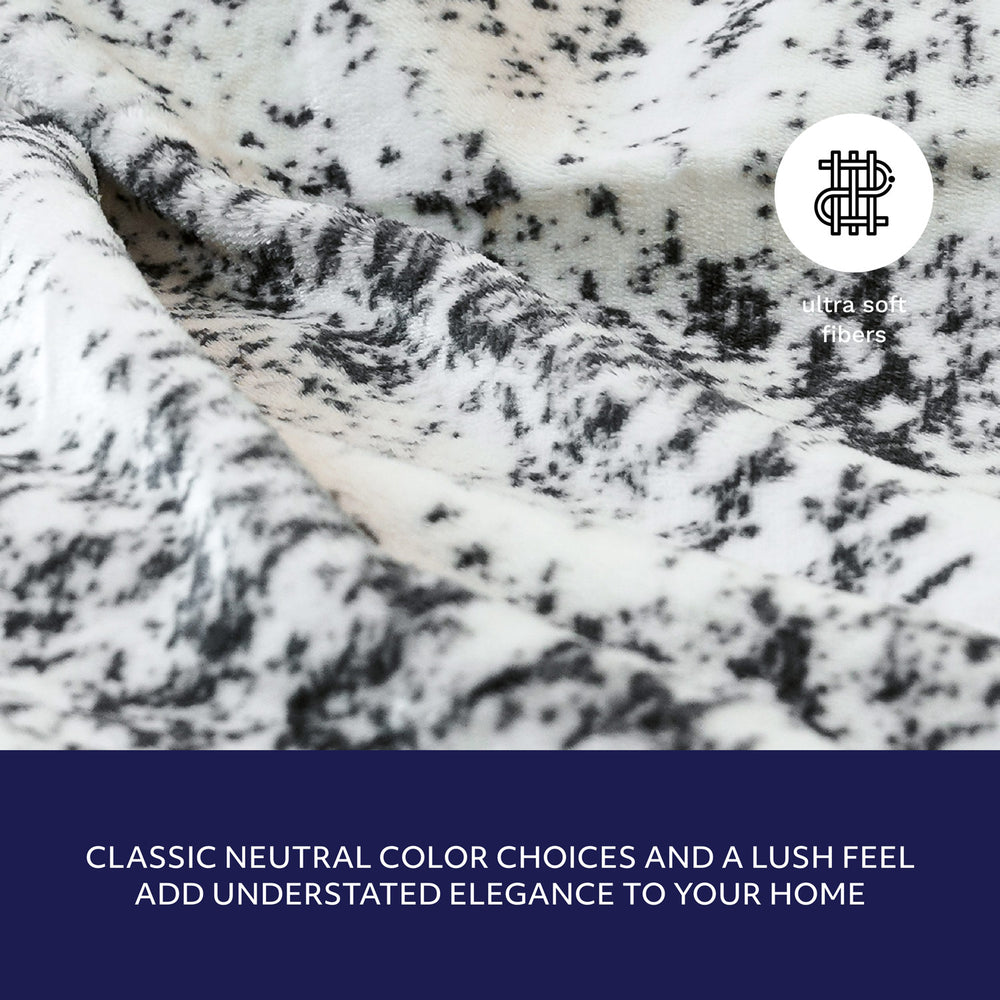 Ultra Plush Flannel Throw - Abstract Print