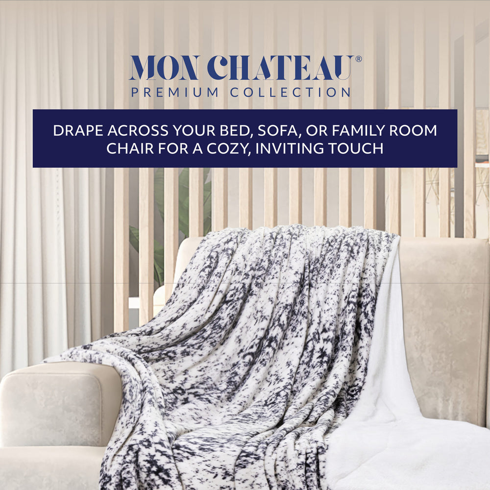 Ultra Plush Flannel Throw - Abstract Print